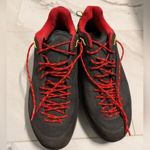 La Sportiva Approach Shoes